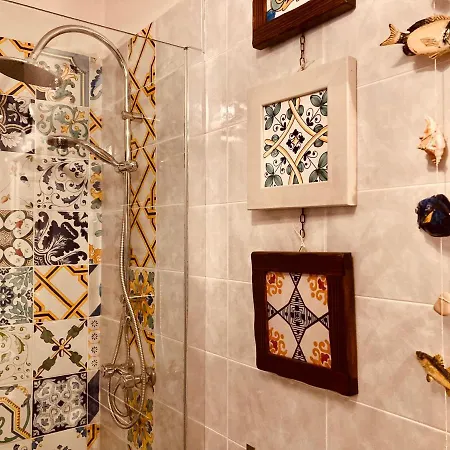 The Flowers' House * Potenza