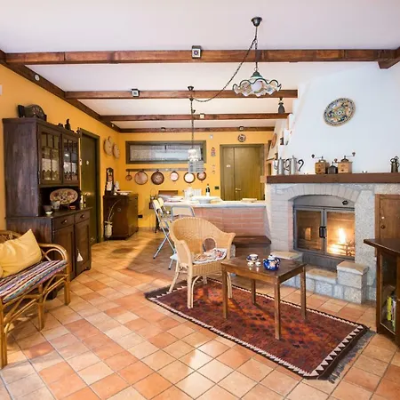 The Flowers' House Holiday home Potenza